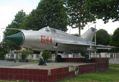 Mikoyan Gurevich MiG-21PFM 6144 Bảo tàng Đồng Nai
