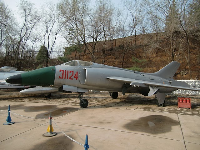 31124 Nanchang Q-5B