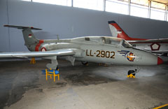 Aero L-29 Delfin LL-2902