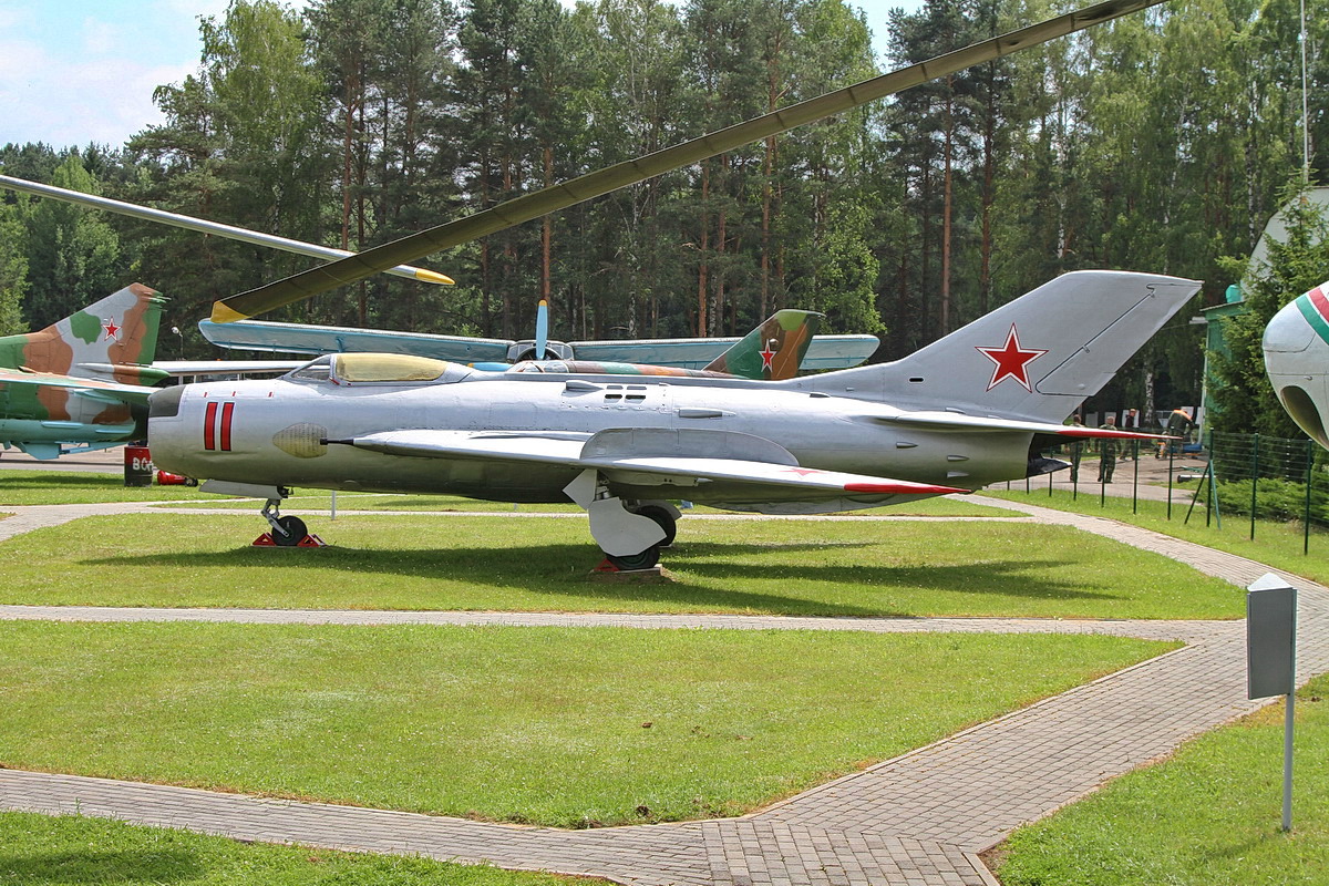 Mikoyan Gurevich MiG-19P 11 Sovjet Air Force