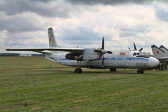 Antonov An-24B 01