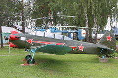 Yakolev Yak-18