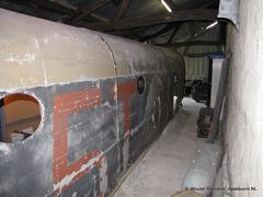 LK142/5T Shorts Stirling (fuselage)