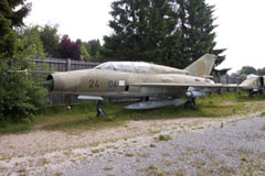 24+04 Mikoyan Gurevich MiG-21US