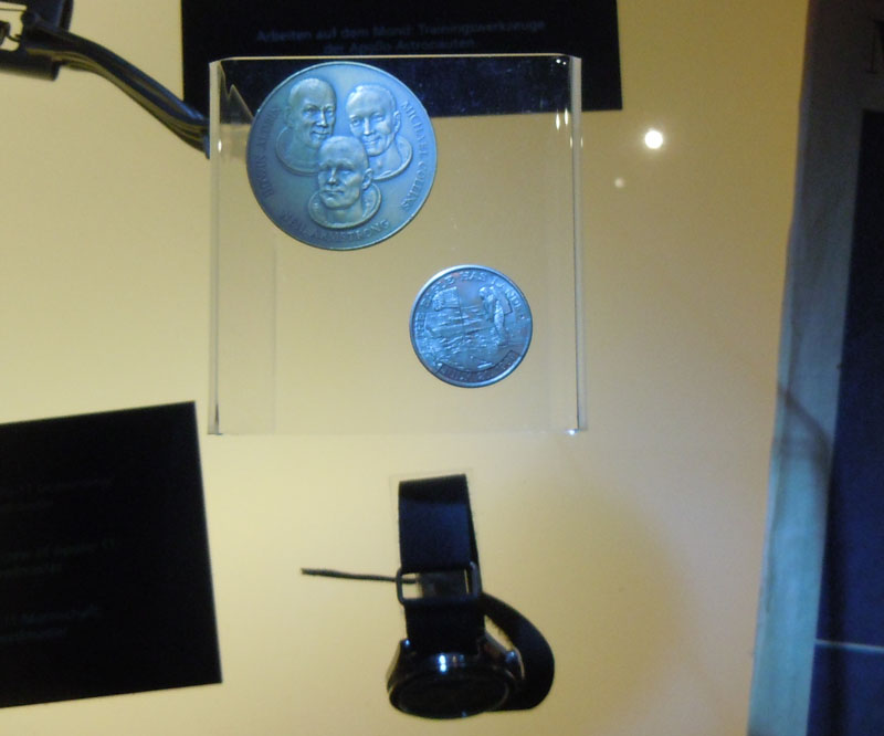 Apollo 11 coins