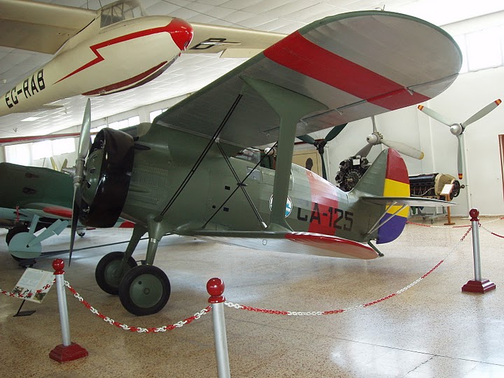 CA-125 Polikarpov I-15 Chato (replica)