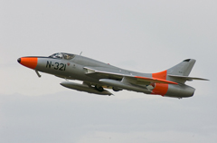 G-BWGL/N-321 Hawker Hunter T.8C