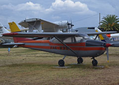 FAE-835 Cessna T-41A Mescalero