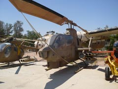Bell AH-1G Viper 115