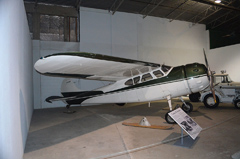 Cessna 195 CF-KIY