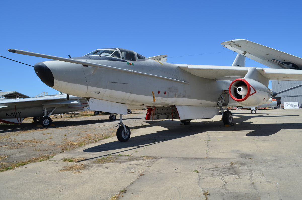 147666 Douglas KA-3B Skywarrior - Oakland Aviation Museum