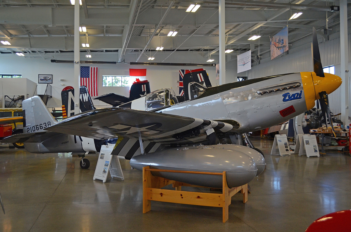 North American P-51B Mustang NX5087F/42-10638/E9-R USAAF