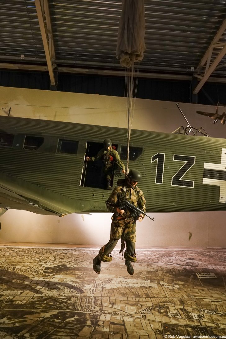 CASA C-352L (Junkers Ju-52) T.2B-275/1Z+IK Luftwaffe