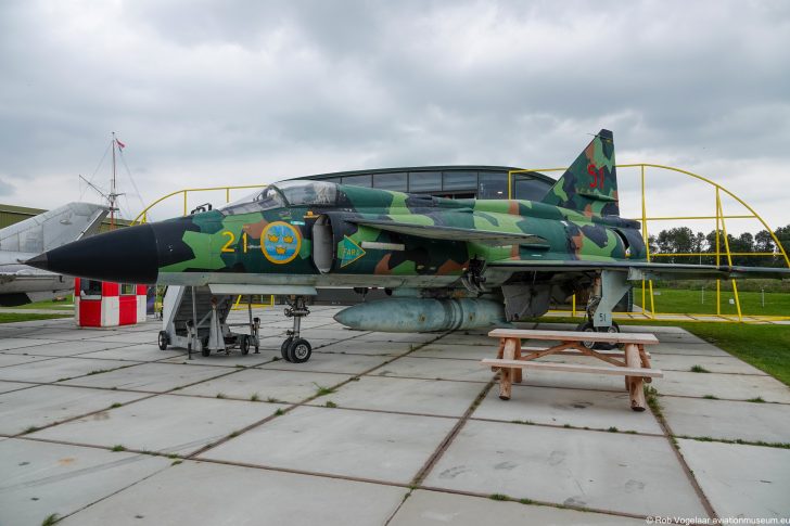 SAAB AJSH37 Viggen 37901/51 Swedish Air Force, Aviodrome